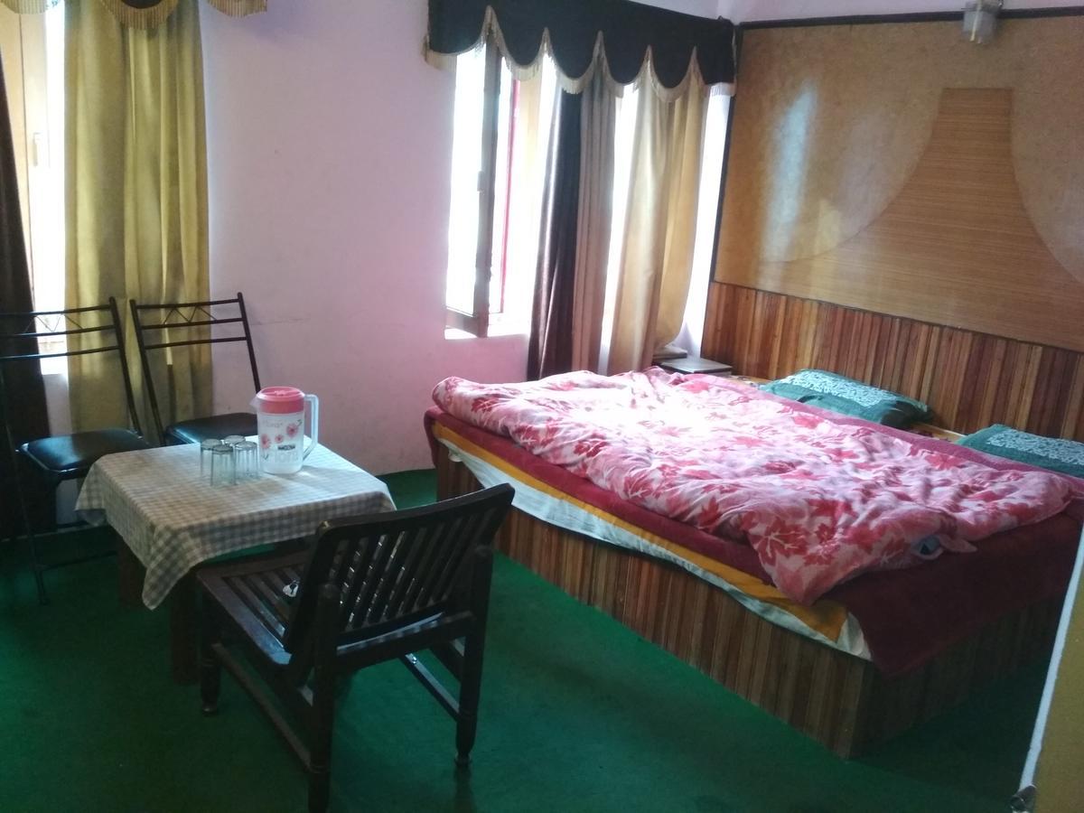 Himanshu Resorts Manali (Himachal Pradesh) Luaran gambar