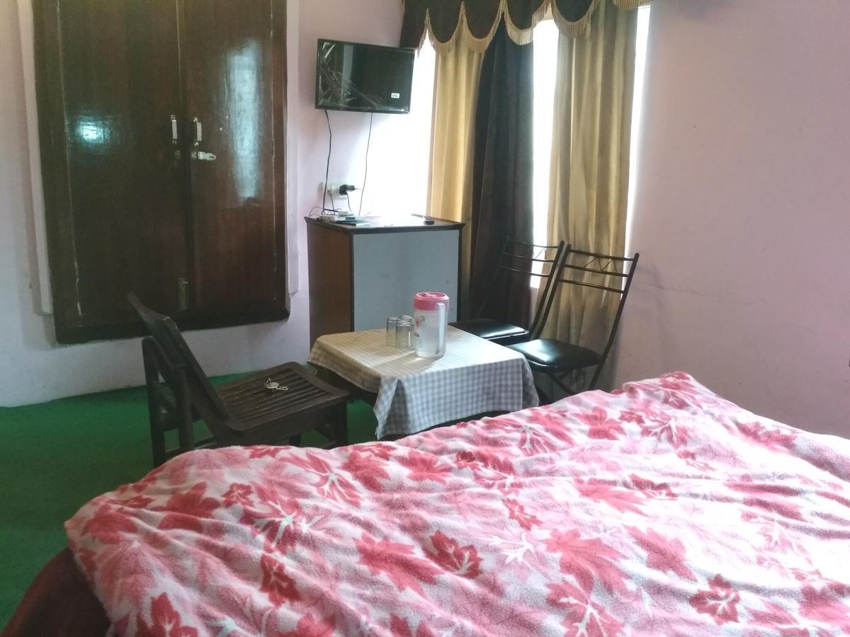 Himanshu Resorts Manali (Himachal Pradesh) Luaran gambar